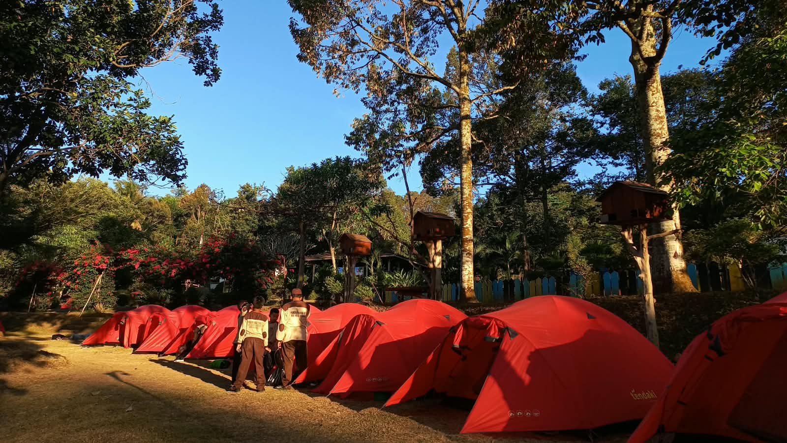 Kemah 2D1N Kelas 4 SDIT Nidaul Hikmah: Ceria, Mandiri, dan Bertaqwa dalam Akhlaq Mulia
