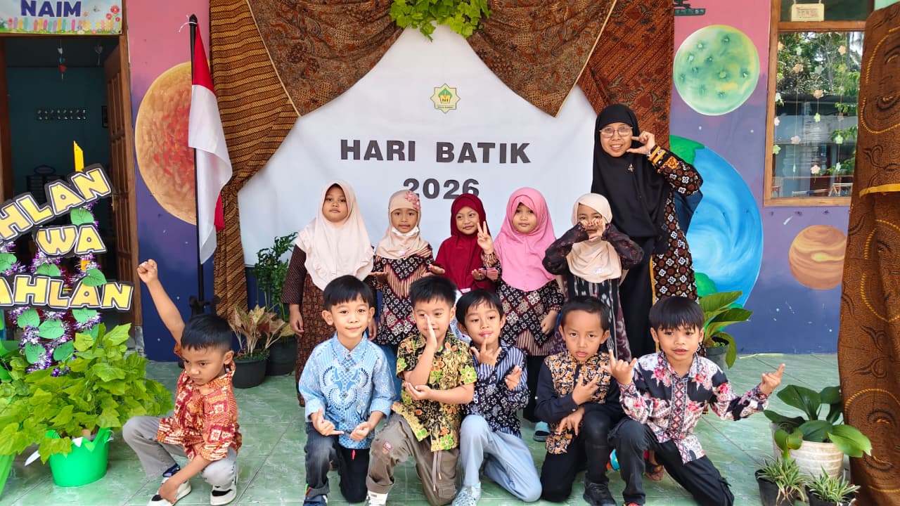 Pagelaran Batik PAUDIT Nidaul Hikmah 2026 Pagelaran Batik PAUDIT Nidaul Hikmah 2026